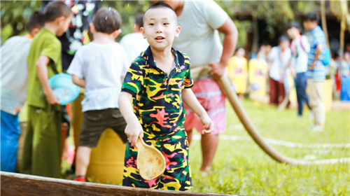 青春让我更出彩作文小学（什么让我更出彩中小学生作文）