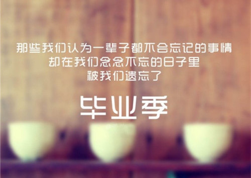 帮爸爸妈妈打扫房间作文（帮妈妈打扫房间作文400字）